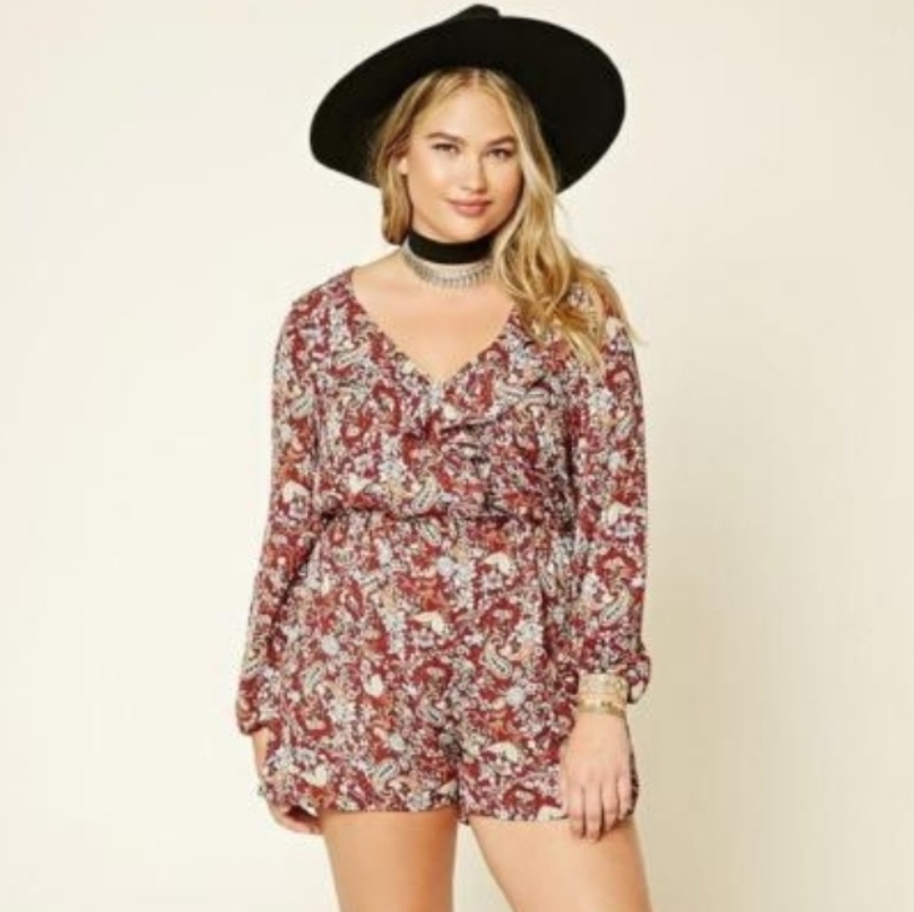 Paisley long sleeve romper 🌺 *plus size*
